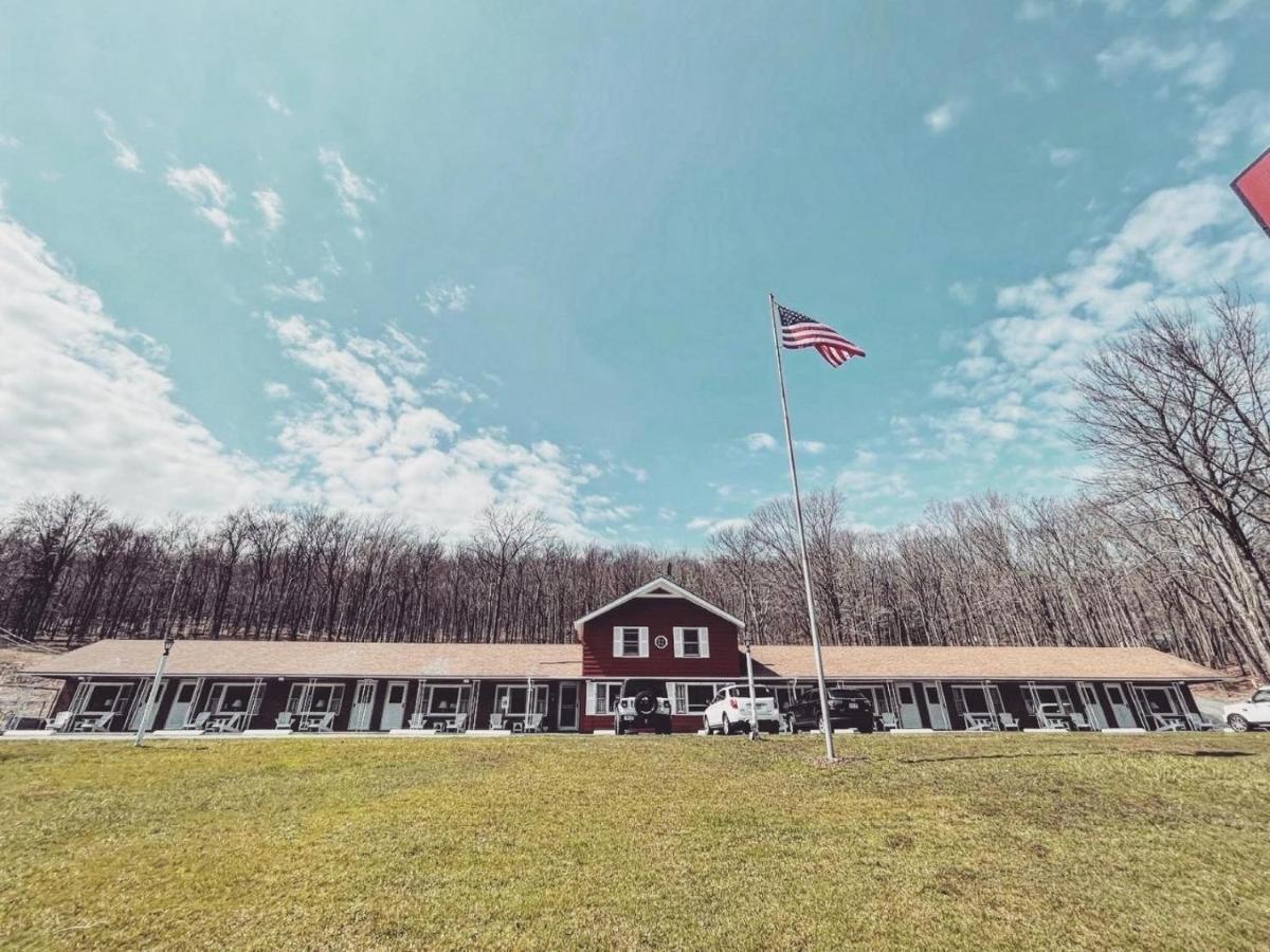 Berkshire Valley Inn North Hancock Εξωτερικό φωτογραφία